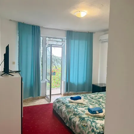 Hotel Balcon Del Mar - тераса над морето *